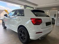Gebraucht Audi Q2 S-Line 190 PS (139 kW) 2018 Weiß SUV