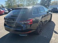 Gebraucht Skoda Superb LAURIN & KLEMENT 156 PS (114 kW) 2023 Schwarz Limousine