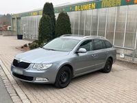 Gebraucht Skoda Superb 170 PS (125 kW) 2011 Grau Kombi