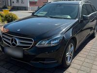 Gebraucht Mercedes E220 170 PS (125 kW) 2014 Schwarz Kombi