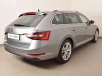 Gebraucht Skoda Superb Style 190 PS (139 kW) 2016 Grau metallic Kombi