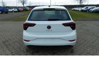Gebraucht VW Polo Life 80 PS (58 kW) 2023 Weiß Kleinwagen