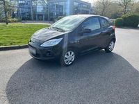 Gebraucht Ford Ka Titanium 70 PS (51 kW) 2015 Schwarz Kleinwagen