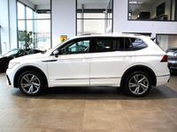 Gebraucht VW Tiguan R-line 150 PS (110 kW) 2022 Weiß SUV