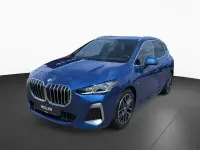 Gebraucht BMW 220 Active Tourer Performance 156 PS (114 kW) 2023 Blau Van / Kleinbus