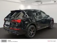Gebraucht Audi Q7 S-Line 394 PS (289 kW) 2025 Mythosschwarz metallic SUV