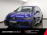 Gebraucht VW Golf VIII R-line 150 PS (110 kW) 2026 Blau Limousine