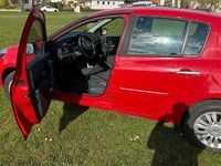 Gebraucht Renault Clio II Campus 75 PS (55 kW) 2009 Rot Limousine