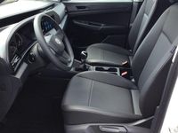 Gebraucht VW Caddy 122 PS (89 kW) 2024 Weiß (weiß) Van / Kleinbus