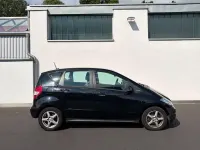 Gebraucht Mercedes A160 Avantgarde 95 PS (69 kW) 2011 Schwarz Kleinwagen