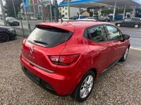 Gebraucht Renault Clio IV LIMITED 73 PS (53 kW) 2016 Rot Kleinwagen
