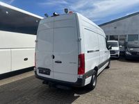 Gebraucht Mercedes Sprinter 163 PS (119 kW) 2020 Arktikweiss Van