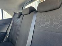 Gebraucht Kia Rio Spirit 99 PS (72 kW) 2017 Weiß Limousine