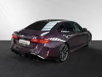 Begagnad BMW M5 Performance 727 HK (534 kW) 2024 Lila Sedan