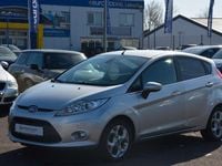 Gebraucht Ford Fiesta Titanium 82 PS (60 kW) 2010 Grau Kleinwagen