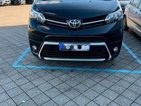 Gebraucht Toyota Proace 144 PS (105 kW) 2022 Schwarz Van / Kleinbus