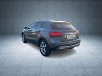 Gebraucht Mercedes GLA200 Business 156 PS (114 kW) 2017 Grau SUV