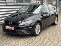 Gebraucht VW Golf VII Trendline 110 PS (80 kW) 2018 Schwarz Limousine