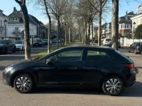 Używany Seat Leon 110 KM (80 kW) 2017 Czarny Sedan/Limuzyna