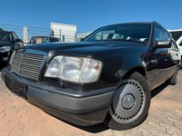 Gebraucht Mercedes E280 193 PS (141 kW) 1994 Schwarz Kombi