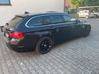 Gebraucht BMW 525 218 PS (160 kW) 2012 Schwarz Kombi
