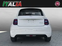 Neu Fiat 500 Icon 65 PS (47 kW) 2026 Weiß Kleinwagen
