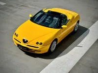 Gebraucht Alfa Romeo Spider 150 PS (110 kW) 2001 Gelb Cabrio