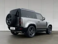 Gebraucht Land Rover Defender SE Dynamic 304 PS (223 kW) 2022 Silicon silver SUV