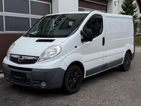 Gebraucht Opel Vivaro 114 PS (83 kW) 2013 Weiß Van / Kleinbus