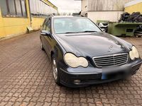 Gebraucht Mercedes C200 163 PS (119 kW) 2003 Schwarz Kombi