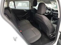 Gebraucht Ford Focus Trend 120 PS (88 kW) 2021 Weiß Limousine