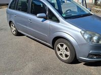 Gebraucht Opel Zafira 105 PS (77 kW) 2005 Silber Van / Kleinbus