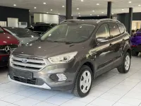 Gebraucht Ford Kuga 150 PS (110 kW) 2020 Grau SUV