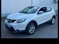 Gebraucht Nissan Qashqai Acenta 116 PS (85 kW) 2017 Weiß SUV