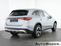 Gebraucht Mercedes GLC300 Avantgarde 204 PS (150 kW) 2024 Silber SUV