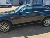 Gebraucht Mercedes GLC220 194 PS (142 kW) 2019 Schwarz SUV