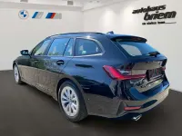 Gebraucht BMW 330e Advantage 292 PS (214 kW) 2022 Schwarz ii Kombi