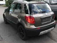 Gebraucht Fiat Sedici 120 PS (88 kW) 2011 Braun SUV