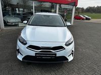 Gebraucht Kia Ceed Comfort 140 PS (102 kW) 2024 Weiß Kleinwagen
