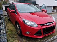 Gebraucht Ford Focus 150 PS (110 kW) 2011 Rot Kombi
