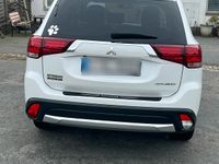 Gebraucht Mitsubishi Outlander 150 PS (110 kW) 2018 Weiß SUV