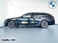 Gebraucht BMW 520 M Sport 197 PS (144 kW) 2024 Schwarz Kombi