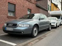 Używany Audi A4 125 KM (91 kW) 1999 Zielony Sedan/Limuzyna