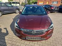 Używany Opel Astra Edition 150 KM (110 kW) 2019 Czerwony Sedan/Limuzyna