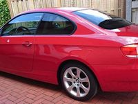 Gebraucht BMW 320 Comfort Edition 170 PS (125 kW) 2008 Rot Coupé