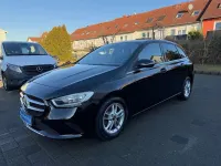 Gebraucht Mercedes B180 Style 116 PS (85 kW) 2020 Schwarz Kleinwagen