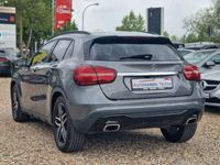 gebraucht Mercedes GLA180 Urban *Night Paket Business Paket Kamera