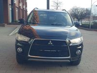Gebraucht Mitsubishi Outlander Instyle 177 PS (130 kW) 2012 Pantherschwarz (p) SUV