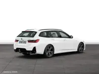 Gebraucht BMW 330e Comfort Edition 292 PS (214 kW) 2025 Kombi