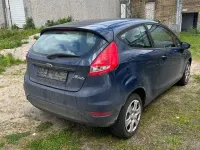 Używany Ford Fiesta 60 KM (44 kW) 2012 Niebieski Sedan/Limuzyna